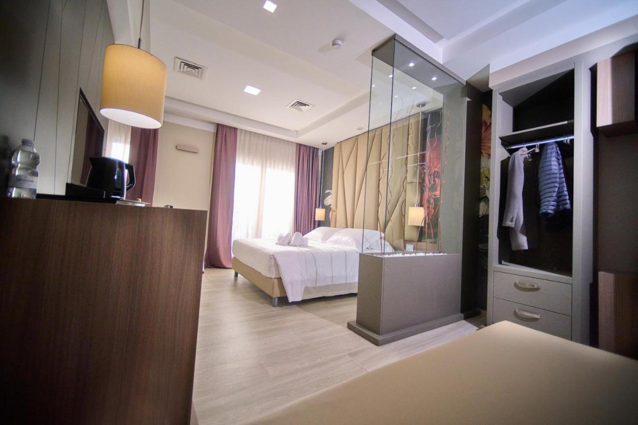 Park Hotel Le Dune Di Giovino Καταντζάρο Εξωτερικό φωτογραφία